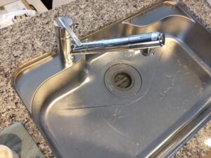 千葉キッチン取付け隊　タッチレス水栓への取替　施工前